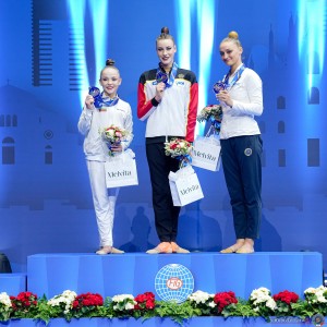 podium ball sfe03736 copia simone ferraro ph